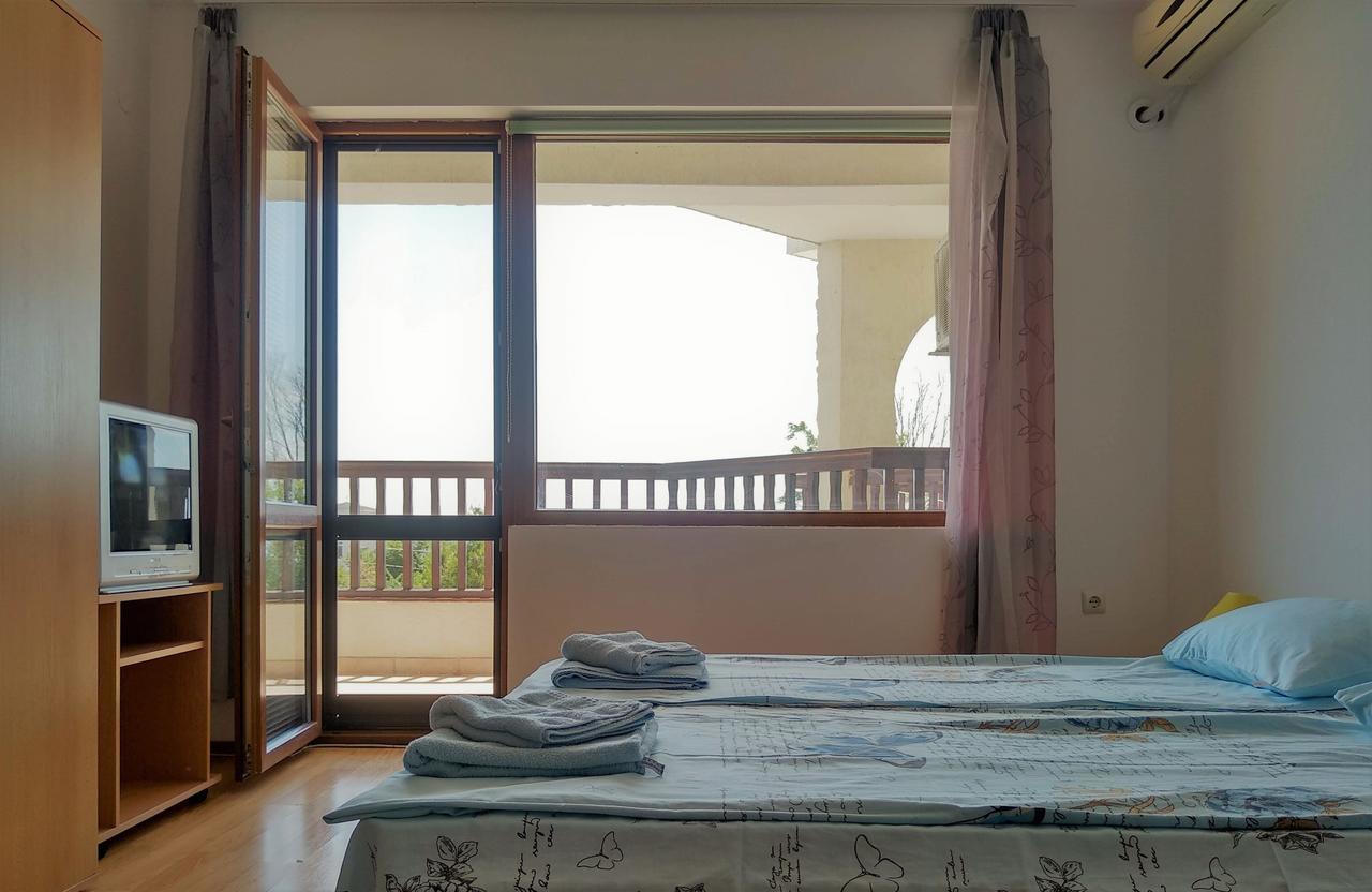 Morski Briz Balchik Exterior foto